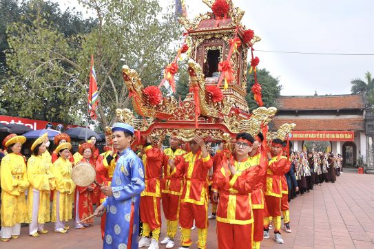 Opening the seal of Tran Temple - the beauty of early Spring in Vietnamese culture
